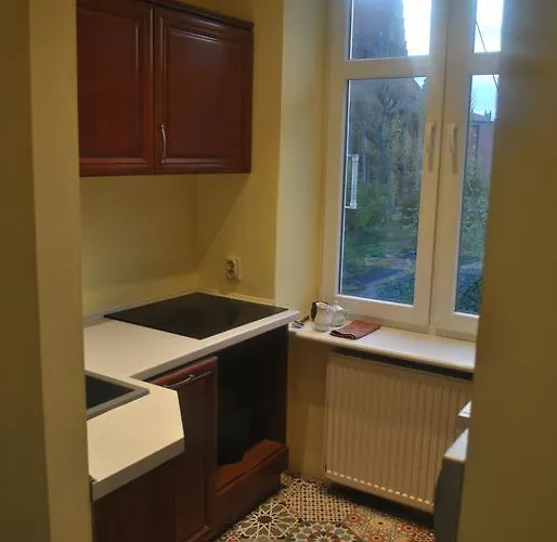 Apartament Center I *